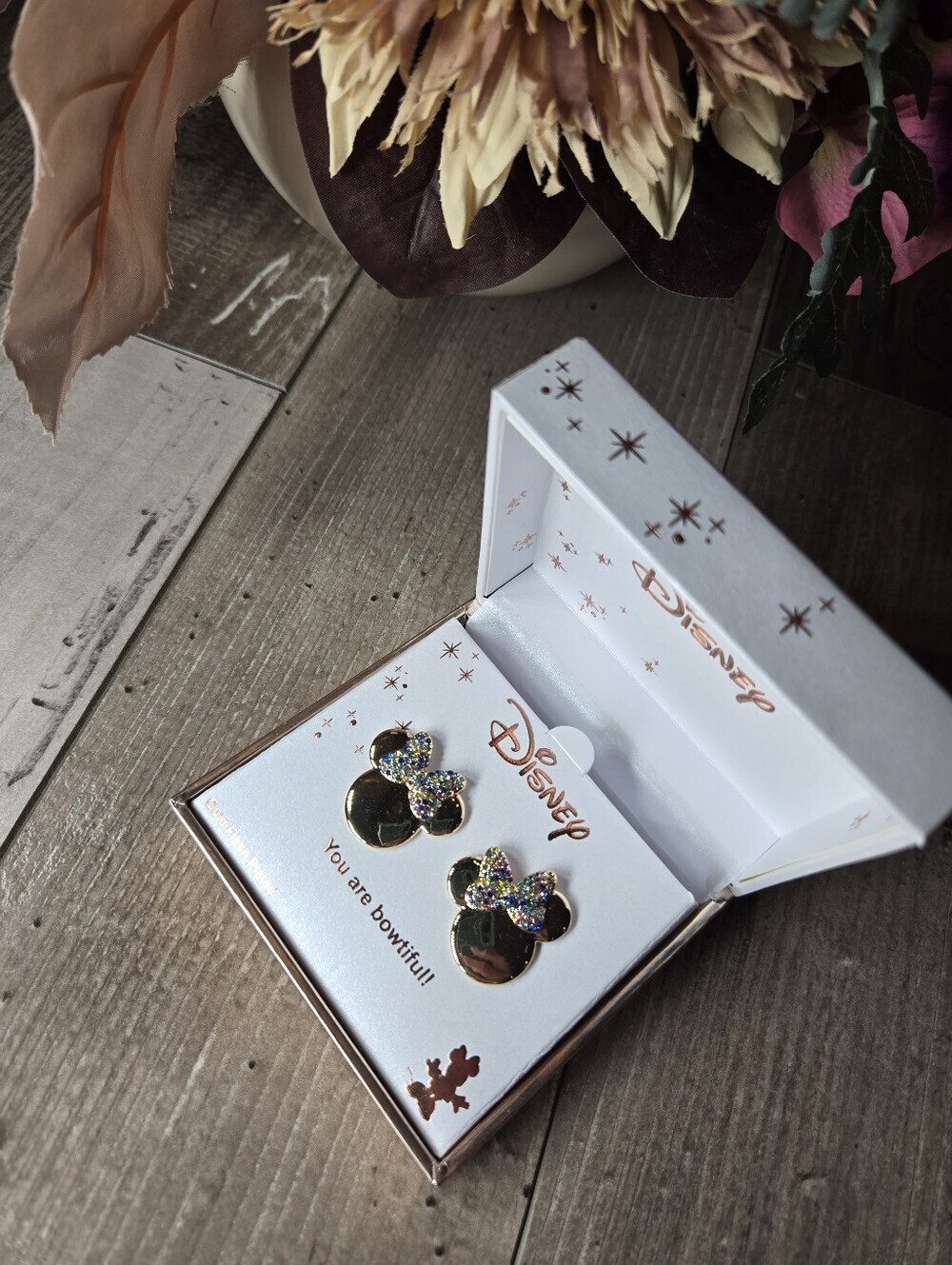 NWT Disney Minnie Mouse Gold & Multicolor Rhinestone Bow Stud Earrings
